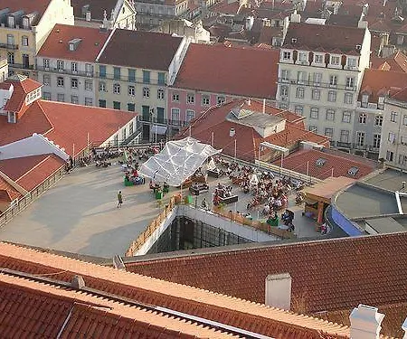 Dowtown To Castle